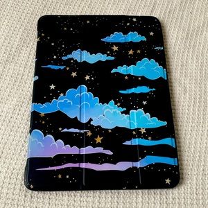 iPad Pro 11 case - clouds